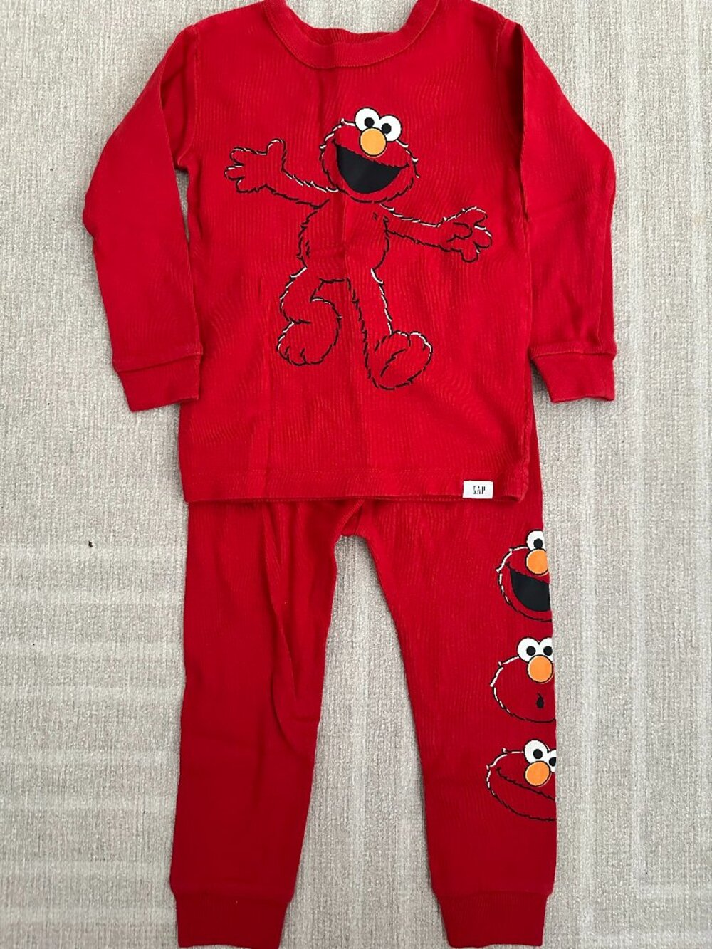 Gap Elmo Pajamas Sz 2T